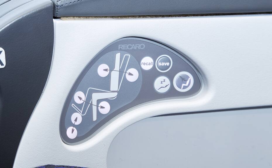 PREMIUM CLASS シートのイメージ