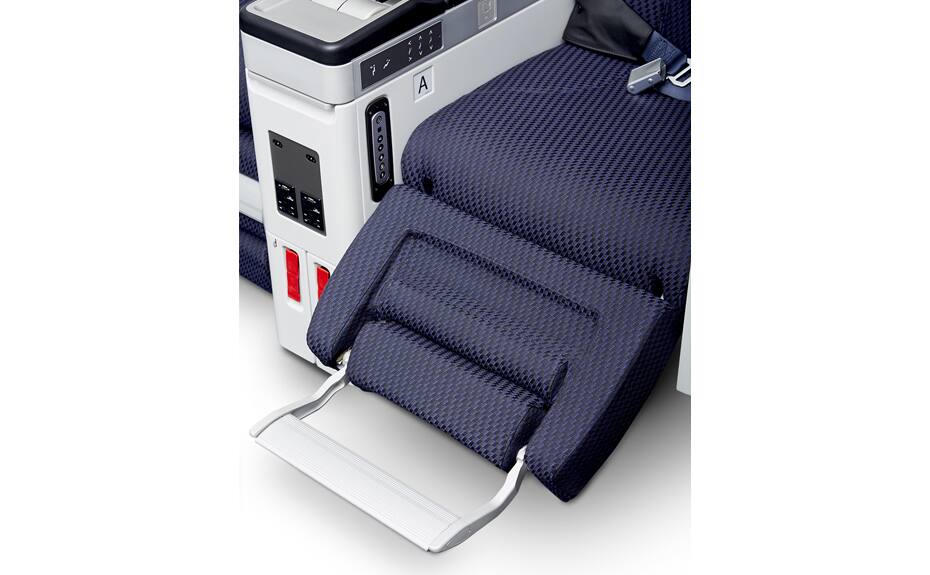 PREMIUM CLASS シートのイメージ