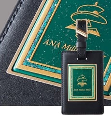 累計400万ライフタイムマイルを貯めた方の記念盾