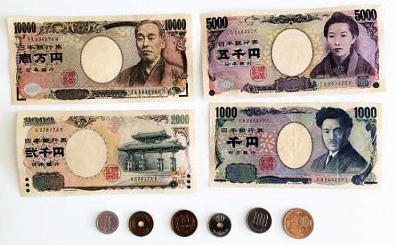 日本円
