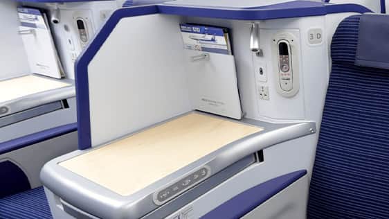 B787-10ビジネスクラスの座席